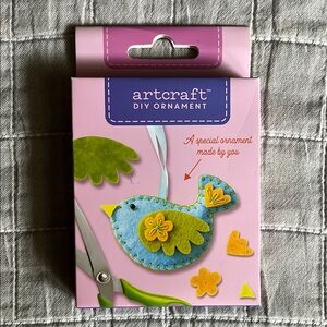 NWT Craft DIY Bird Ornament Kit - Blue and Green